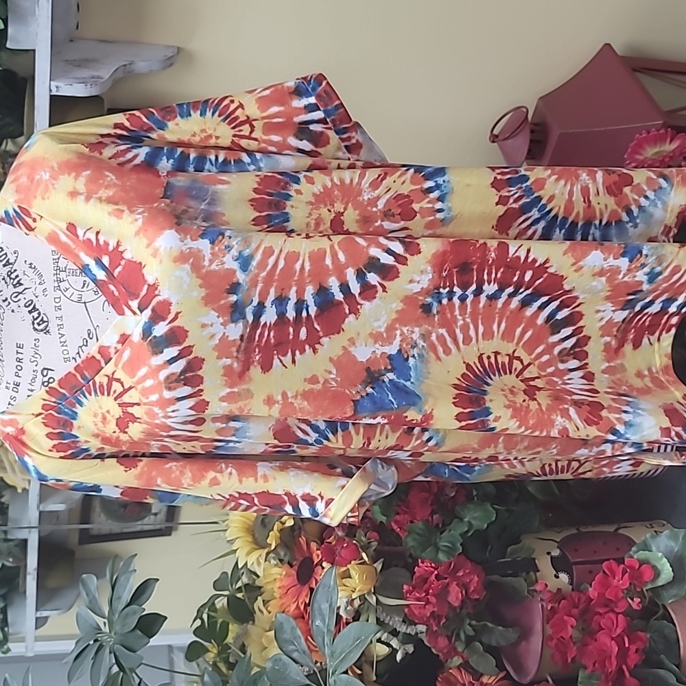 #54 V Neck Tie Dye T Shirt